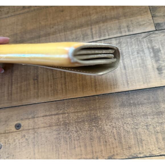 LOUIS VUITTON Vernis Long Bifold Wallet - Picture 5 of 13